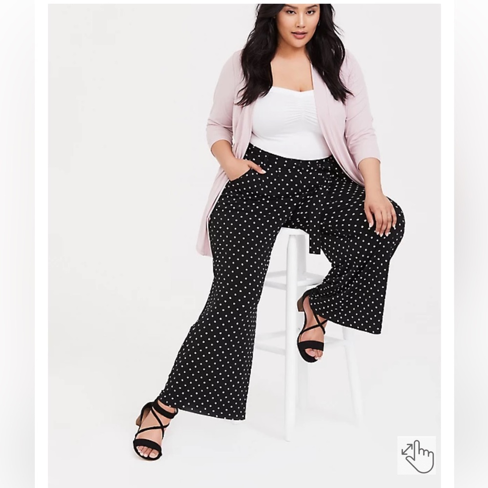 TORRID BLACK POLKA DOT STUDIO KNIT TIE FRONT WIDE LEG PANTS